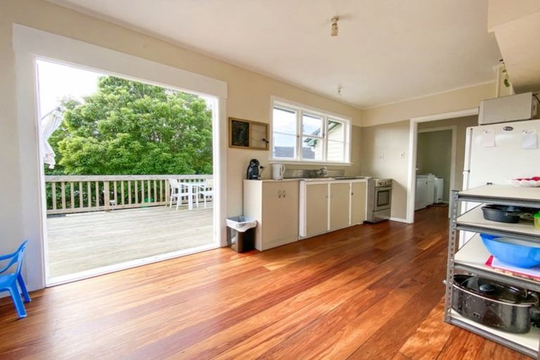 Photo of property in 14 Lear Street, Stratford, 4332