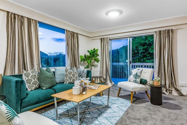 Photo of property in 45 Hicks Close, Whitby, Porirua, 5024