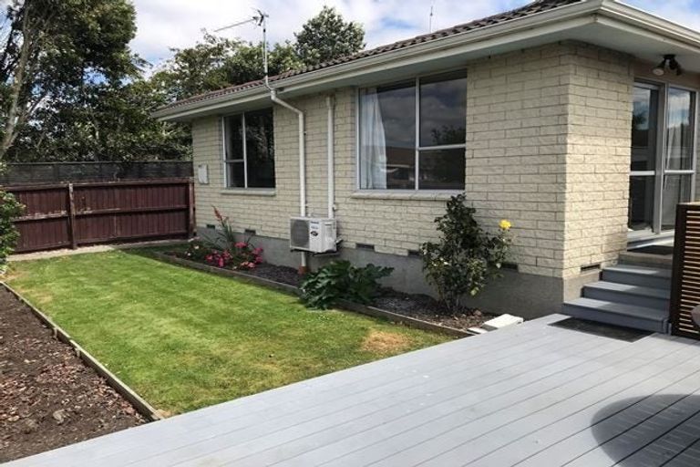 Photo of property in 1/45 Chipping Lane, Redwood, Christchurch, 8051