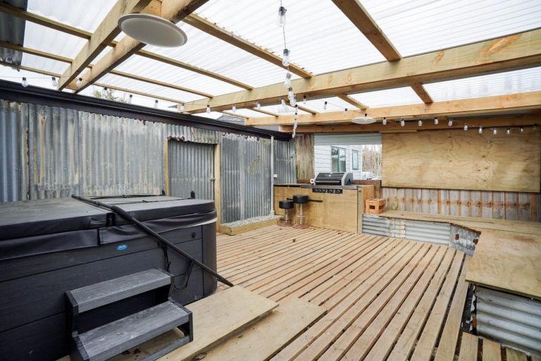 Photo of property in 70 Pomona Road East, Makarewa, Invercargill, 9876