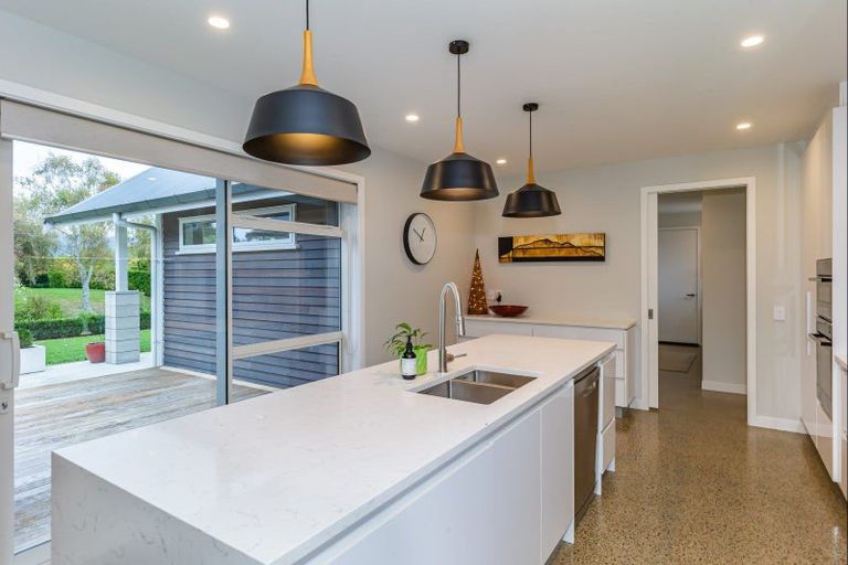 Photo of property in 20 Tunbridge Wells, Ohau, Levin, 5570