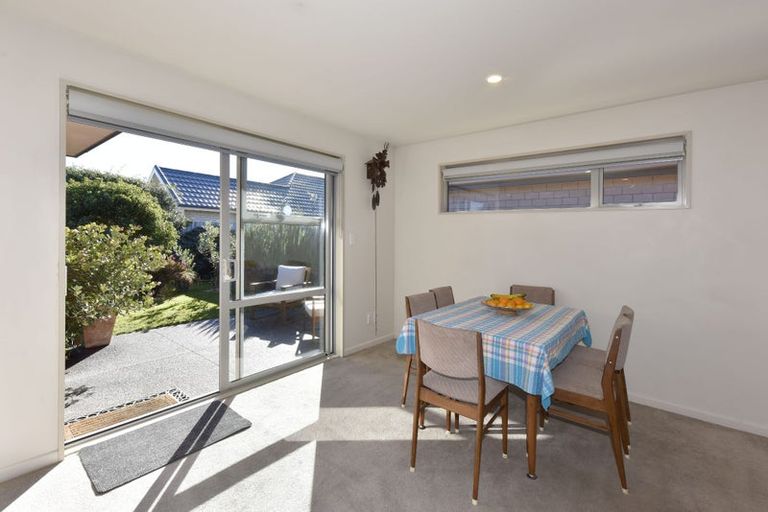 Photo of property in 10 Bowmore Lane, Broomfield, Christchurch, 8042
