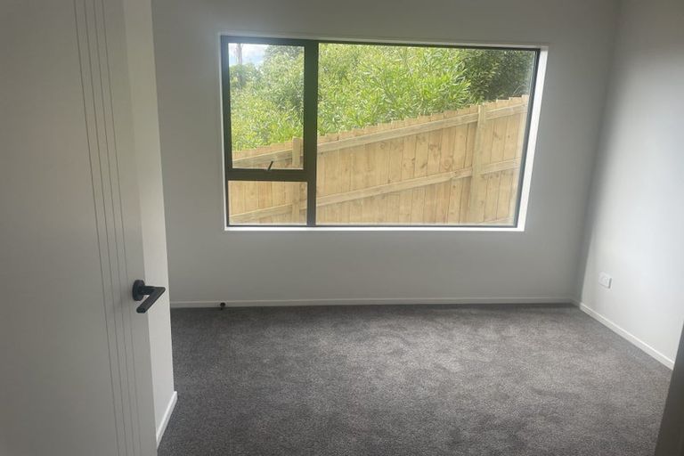 Photo of property in 6c Aralia Road, Sunnynook, Auckland, 0620