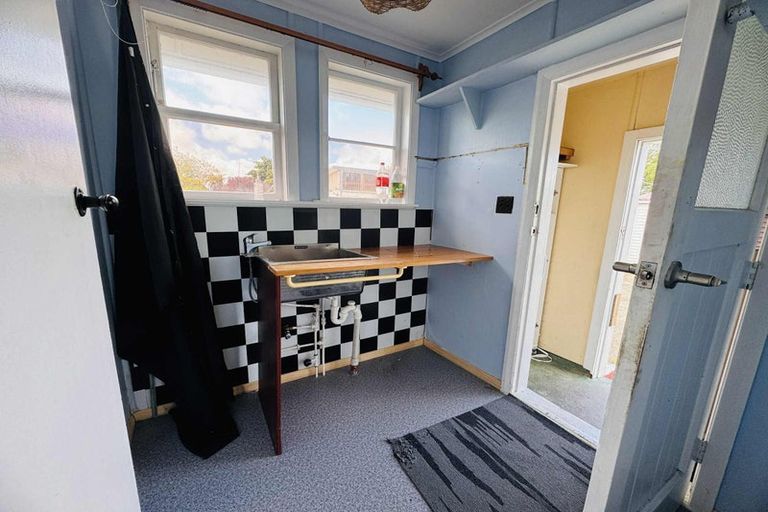 Photo of property in 48 Tweed Street, Roslyn, Palmerston North, 4414