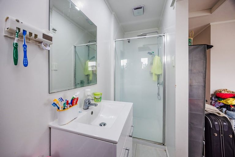 Photo of property in 67 Manuroa Road, Takanini, 2112