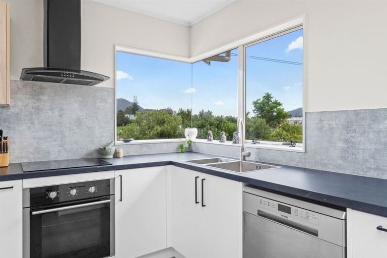 Photo of property in 24 Ridgeway Drive, Te Kamo, Whangarei, 0112