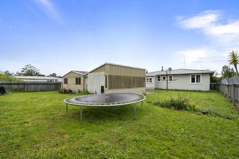 Photo of property in 19 Pembroke Street, Highbury, Palmerston North, 4412