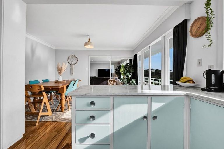 Photo of property in 76 South Road, Blagdon, New Plymouth, 4310