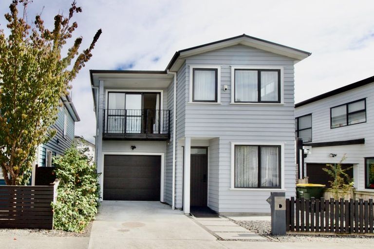 Photo of property in 20 Greenfinch Road, Hobsonville, Auckland, 0616