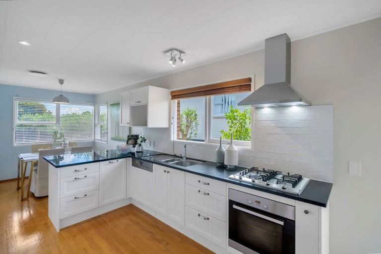 Photo of property in 18 Union Road, Howick, Auckland, 2014