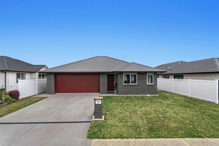 Photo of property in 15 Kakariki Drive, Coastlands, Whakatane, 3120