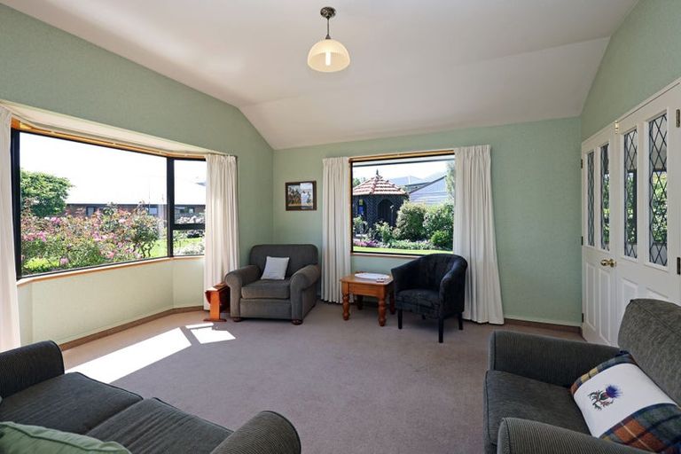 Photo of property in 8 Dove Place, Holmes Hill, Oamaru, 9401