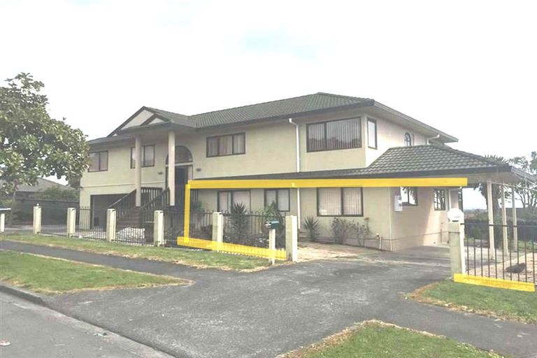 Photo of property in 14 Arrowsmith Drive, Clover Park, Auckland, 2019