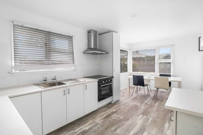 Photo of property in 4 Masham Road, Broomfield, Christchurch, 8042