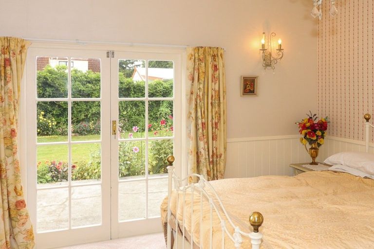 Photo of property in 206 Main Street, Greytown, 5712