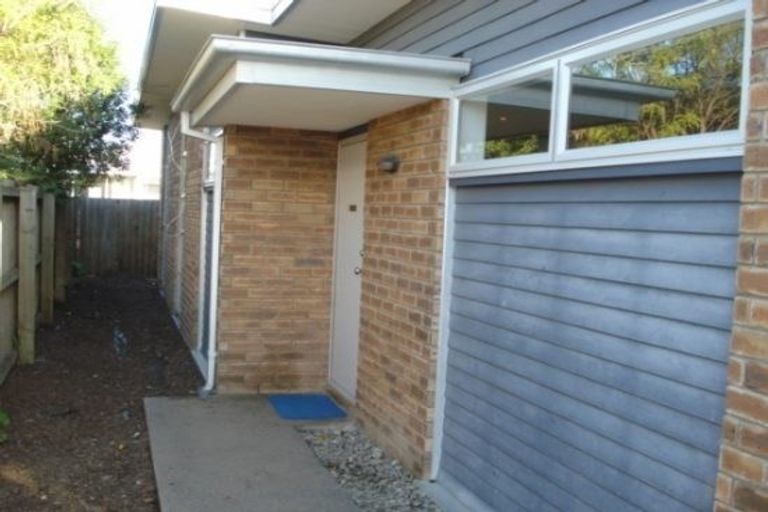 Photo of property in 49 Lyndon Street, Riccarton, Christchurch, 8041
