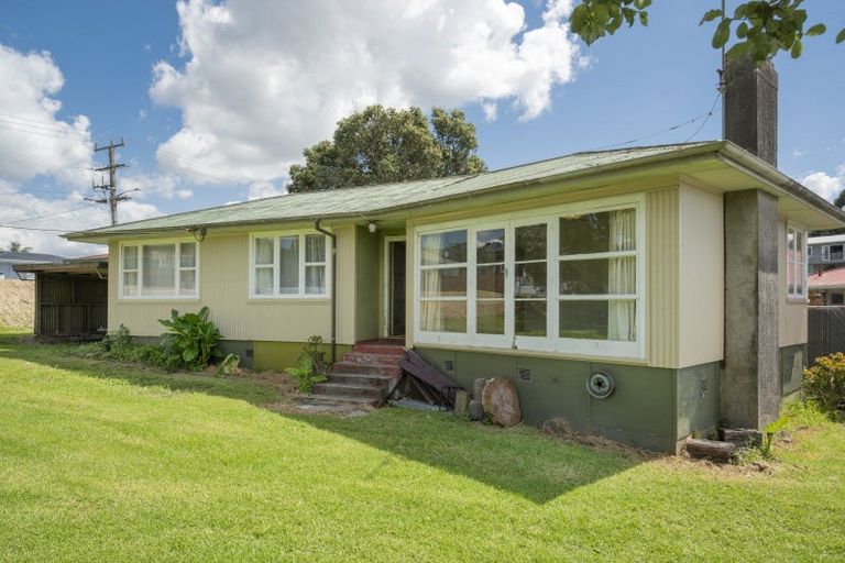 Photo of property in 2 Windsor Road, Bellevue, Tauranga, 3110