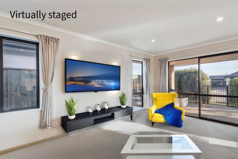 Photo of property in 42 Whakatipu Street, Pegasus, 7612