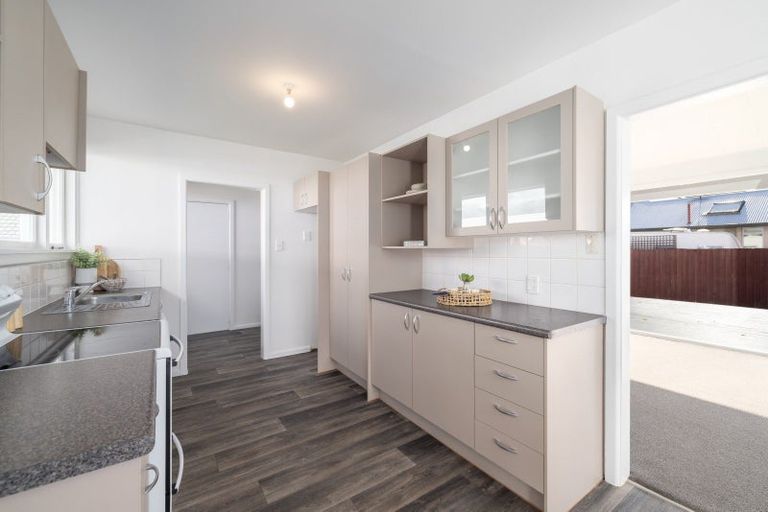 Photo of property in 39 Compton Street, Woolston, Christchurch, 8062