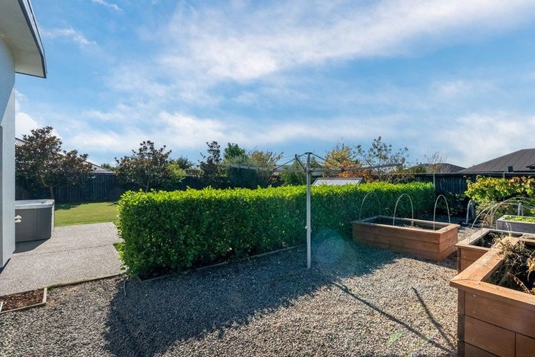 Photo of property in 4 Jacqueline Drive, West Melton, 7618