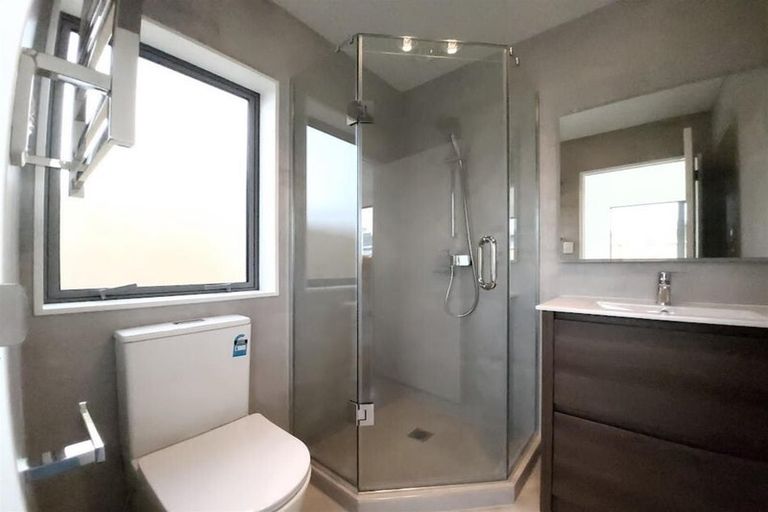 Photo of property in 38 John Gray Street, Papakura, 2110