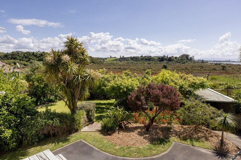 Photo of property in 39 Westwood Street, Bellevue, Tauranga, 3110