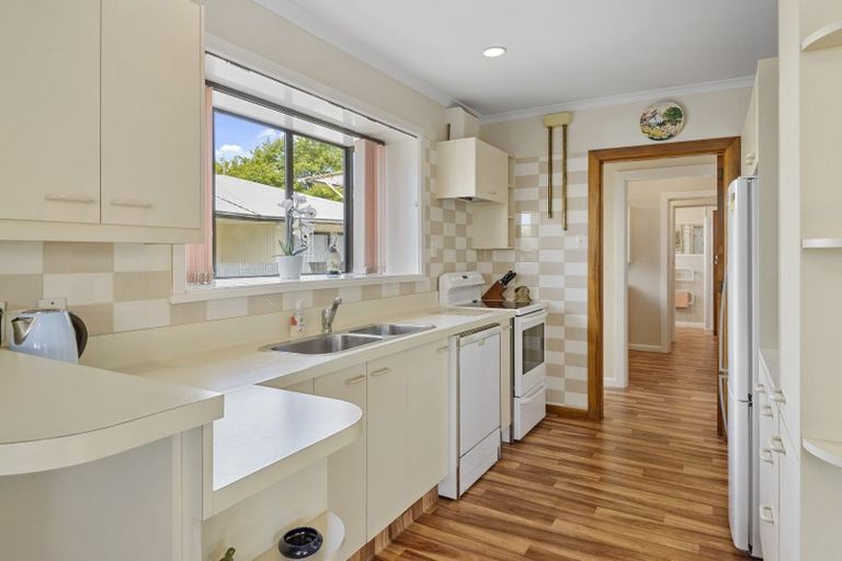 Photo of property in 220 Harewood Road, Bishopdale, Christchurch, 8053