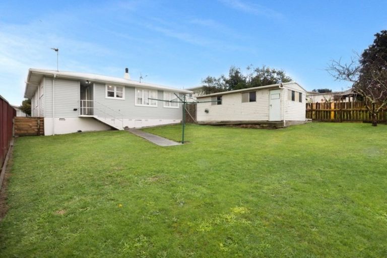 Photo of property in 30 Paenui Street, Titahi Bay, Porirua, 5022