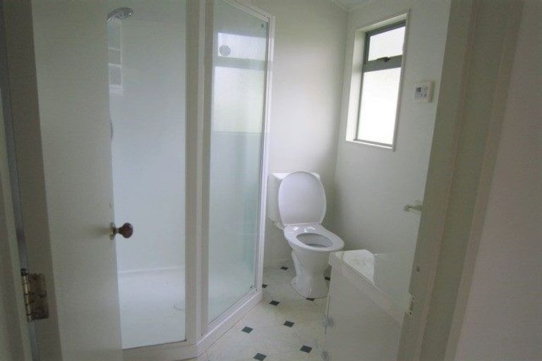 Photo of property in 12 Hastings Place, Hamilton Lake, Hamilton, 3204