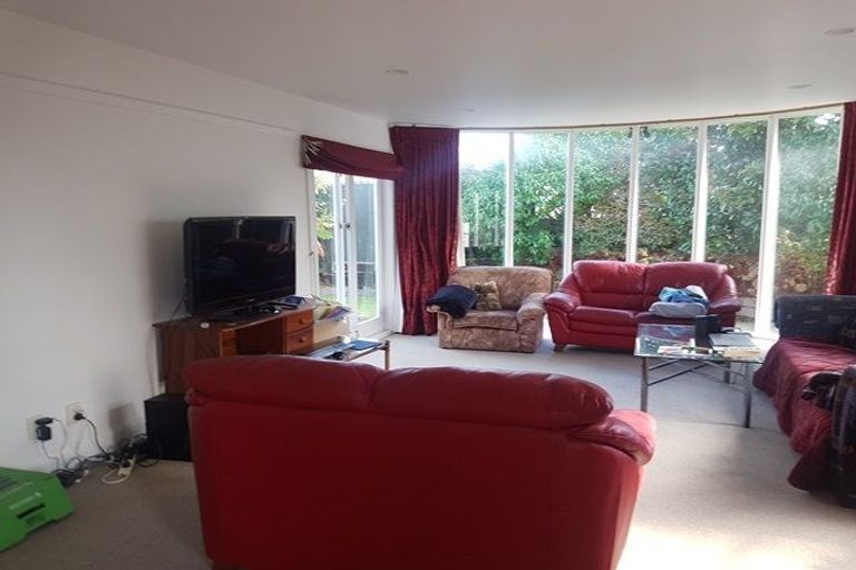 Photo of property in 385 College Street, Hokowhitu, Palmerston North, 4410