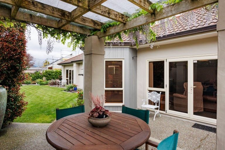 Photo of property in 11 Pastoral Lane, Hokowhitu, Palmerston North, 4410