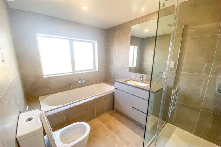 Photo of property in 155 Godfrey Drive, Orewa, 0931