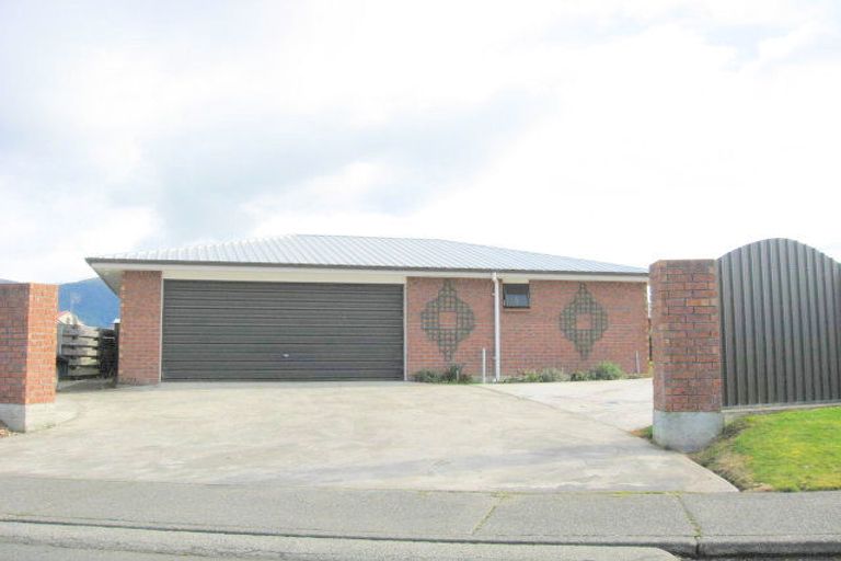 Photo of property in 5 Sylvia Baker Place, Te Anau, 9600