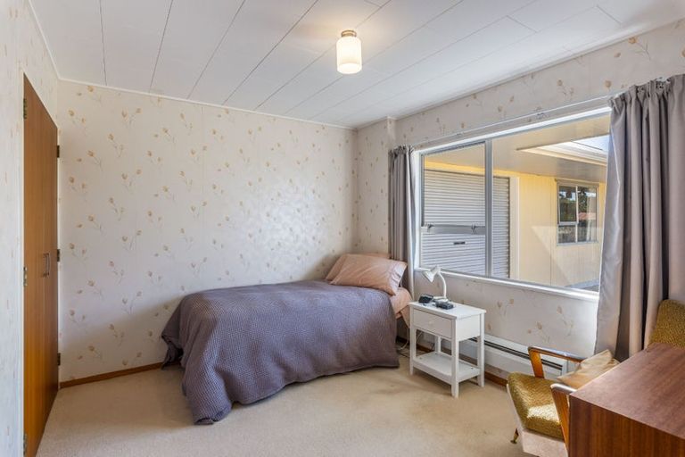 Photo of property in 50 Queens Road, Waikanae Beach, Waikanae, 5036