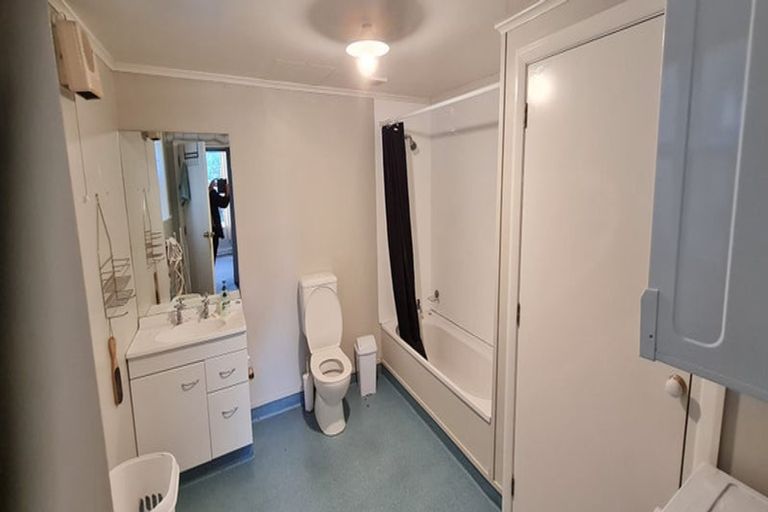 Photo of property in 6 Gordon Street, Newtown, Wellington, 6021