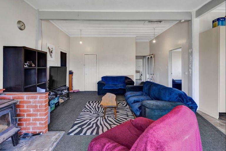 Photo of property in 2 Whitcombe Terrace, Midhirst, Stratford, 4394