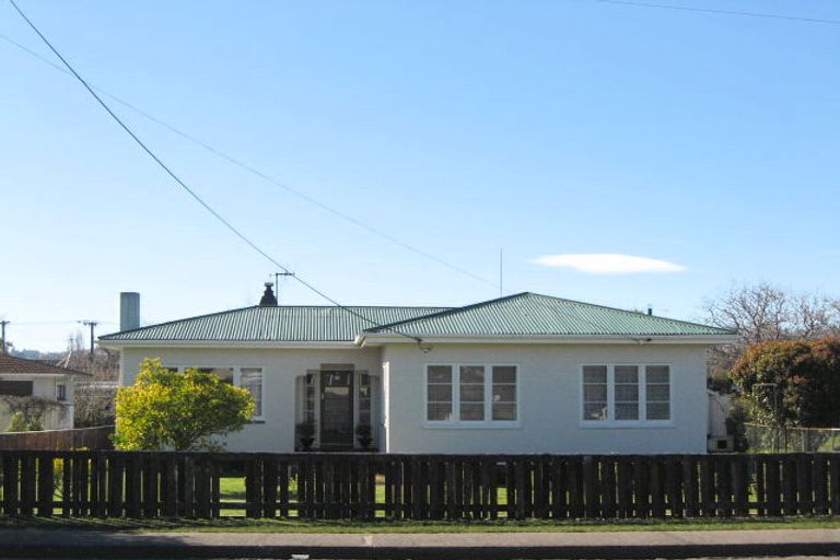 Photo of property in 27 Tavistock Road, Waipukurau, 4200