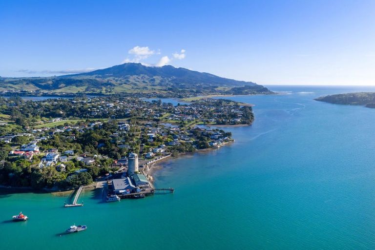 Photo of property in 15 Rose Street, Raglan, 3225