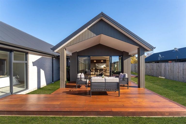 Photo of property in 34 Greenway Crescent, Hope, Richmond, 7020