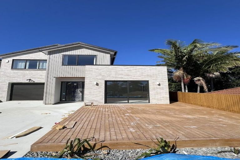 Photo of property in 35 Ksenia Drive, Flat Bush, Auckland, 2019