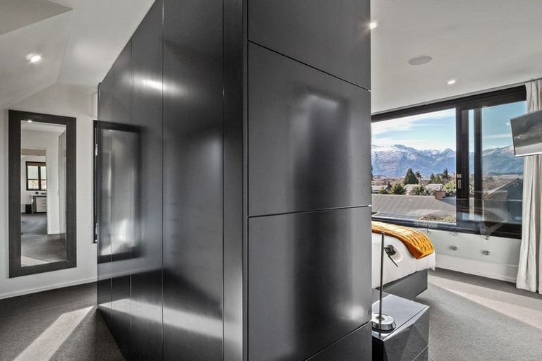 Photo of property in 1 Wellswood Way, Lower Shotover, Queenstown, 9371