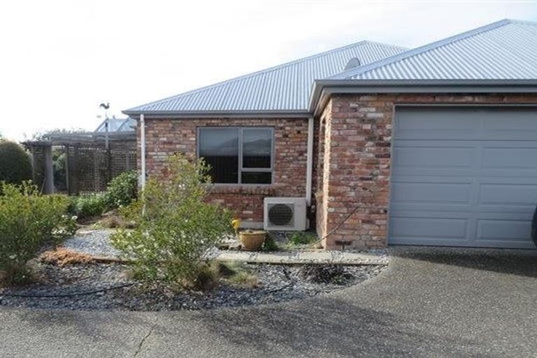 Photo of property in 18a Kingsford Drive, Stoke, Nelson, 7011