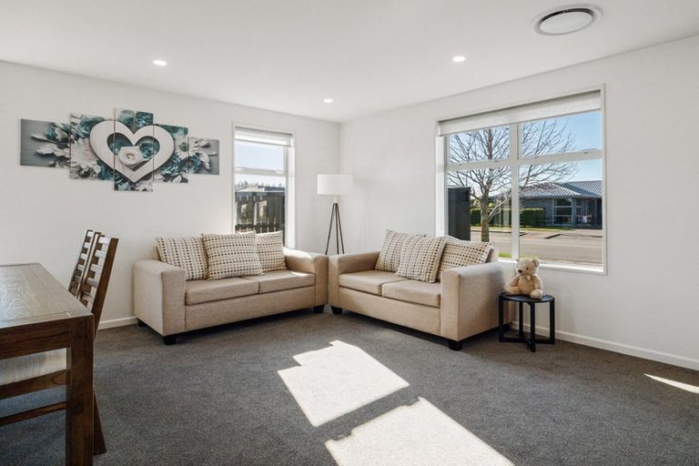 Photo of property in 119 Rannoch Drive, Broomfield, Christchurch, 8042