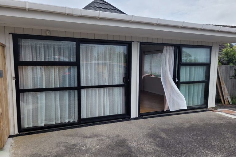 Photo of property in 2/24 Kentigern Close, Pakuranga, Auckland, 2010