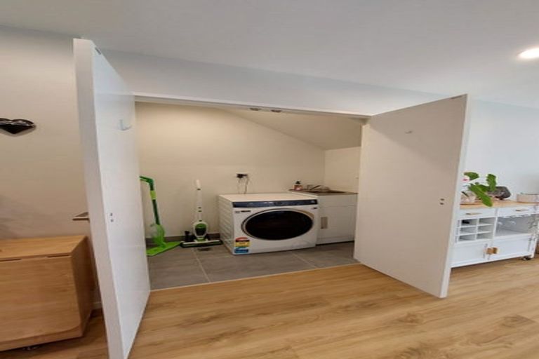 Photo of property in 21 Hinonga Loop, Silverdale, 0932