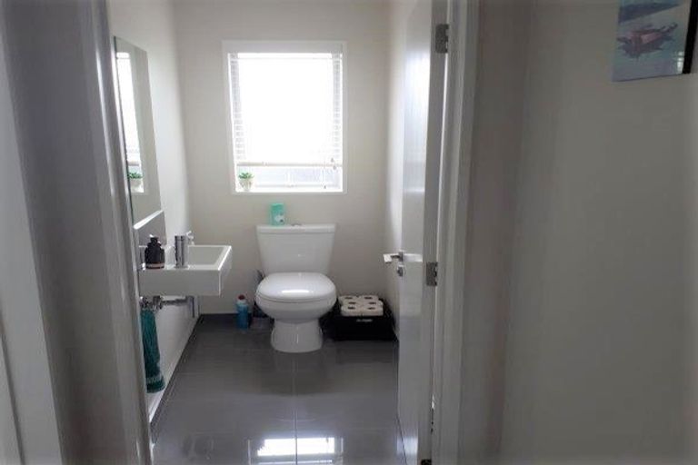 Photo of property in 8 Churchill Drive, Rangiora, 7400