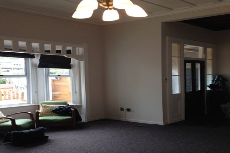 Photo of property in 70 Shakespeare Road, Bluff Hill, Napier, 4110