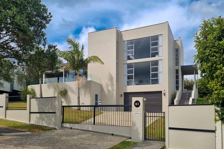 Photo of property in 67 Kittiwake Drive, Schnapper Rock, Auckland, 0632