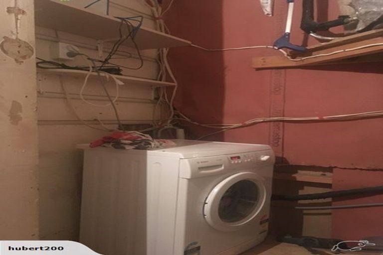 Photo of property in 103 Tasman Street, Mount Cook, Wellington, 6021