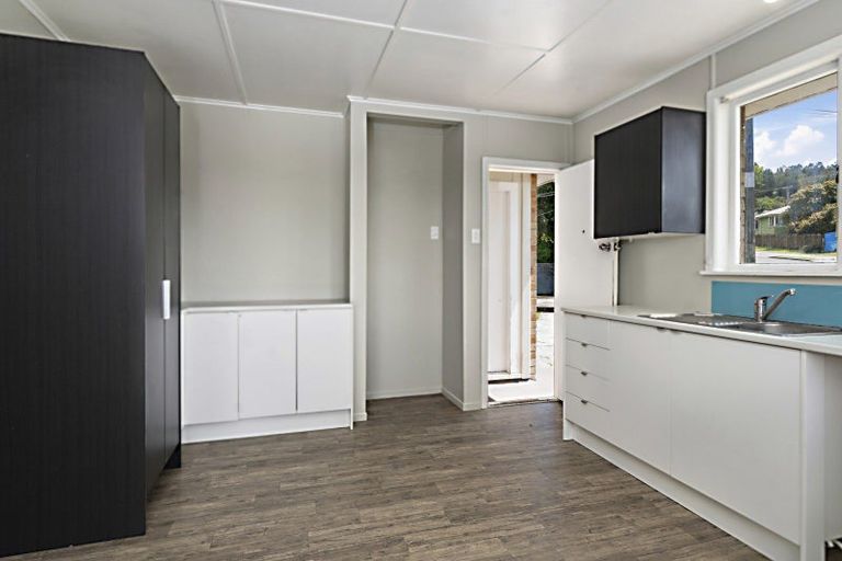 Photo of property in 1 Leslie Avenue, Western Heights, Rotorua, 3015